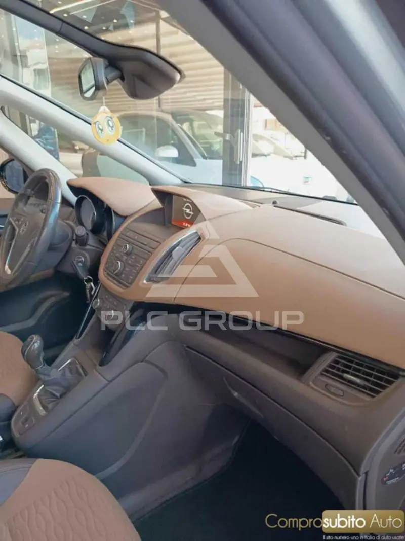 2015 Opel ZAFIRA