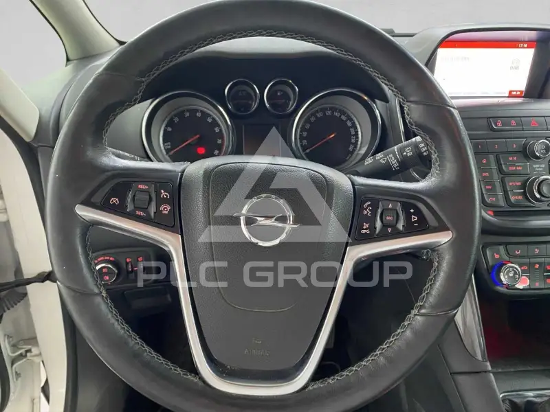 2015 Opel ZAFIRA