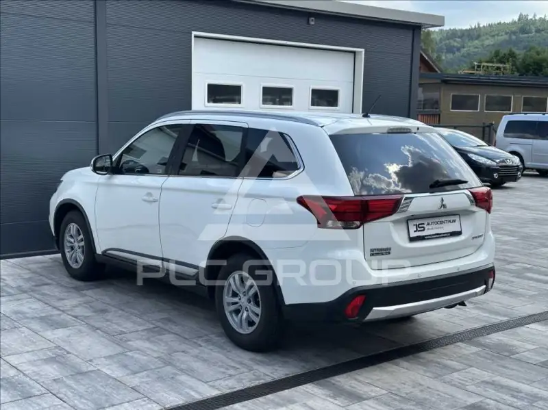 2016 Mitsubishi OUTLANDER