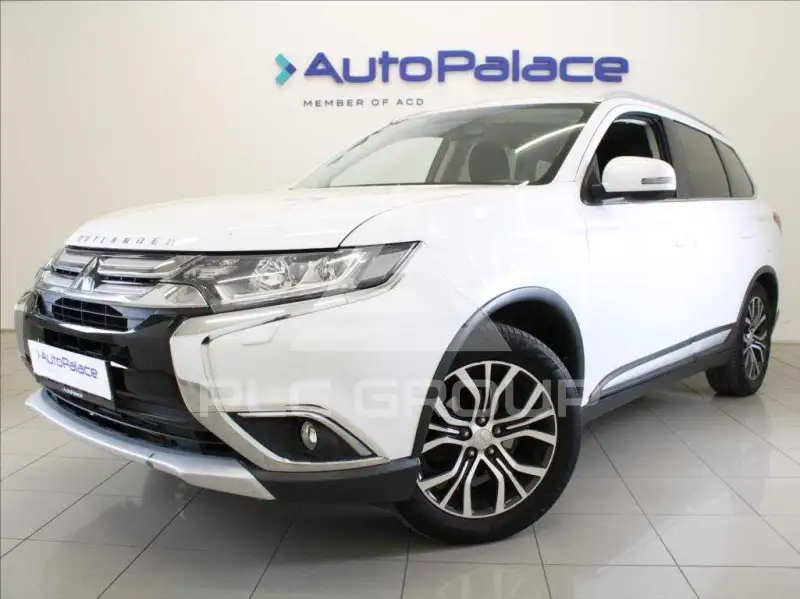 2016 Mitsubishi OUTLANDER