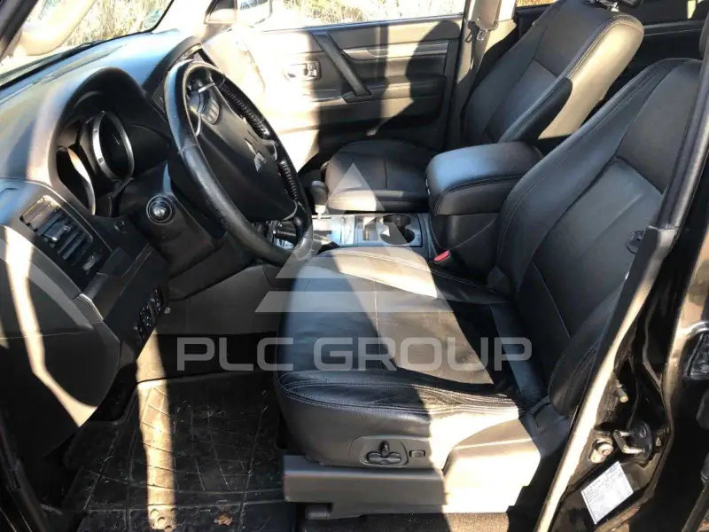 2016 Mitsubishi PAJARO