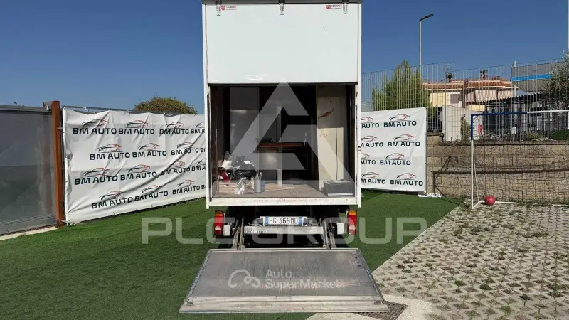 2016 Nissan CABSTAR