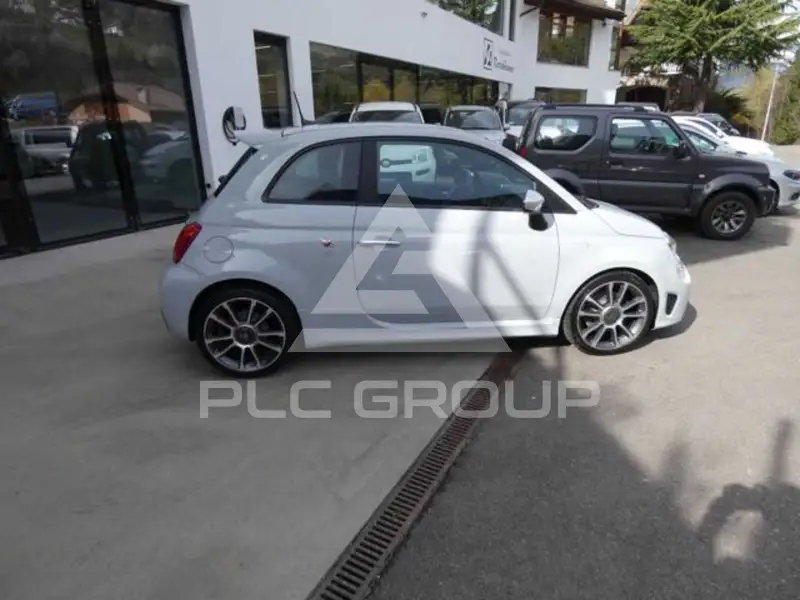 2016 Abarth 595