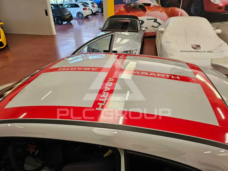 2016 Abarth 695