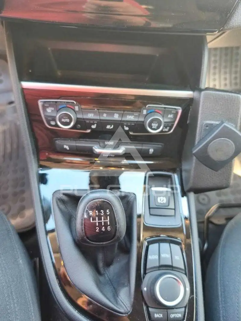 2016 BMW 218