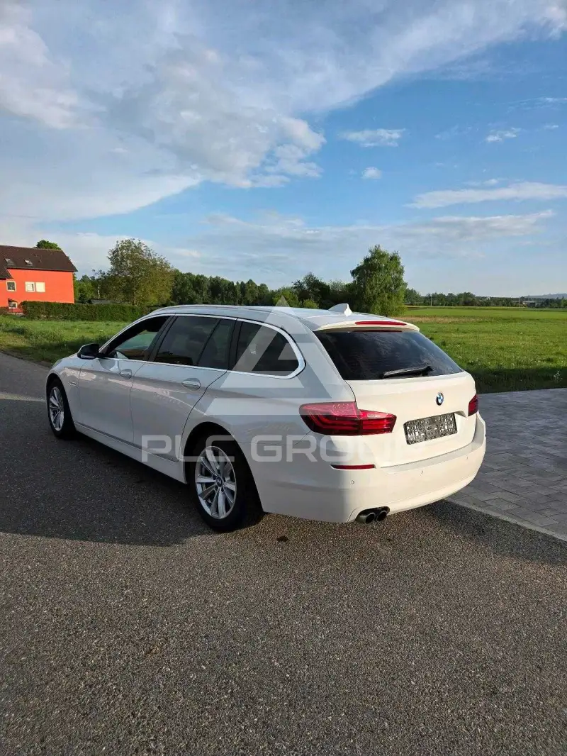2016 BMW 523