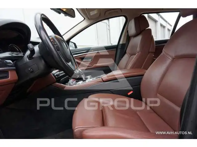 2016 BMW 523