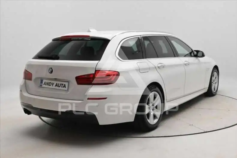2016 BMW 523