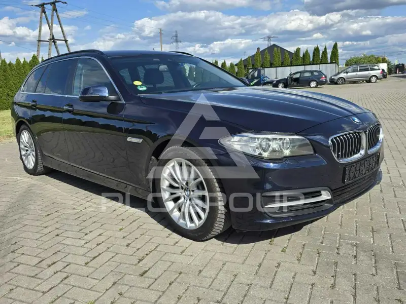 2016 BMW 523