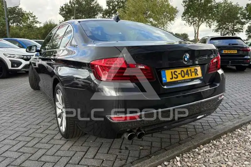 2016 BMW 523