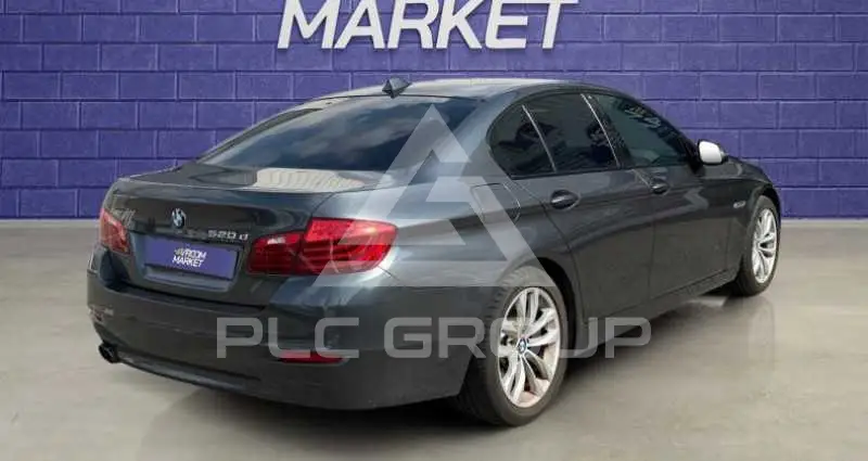 2016 BMW 523