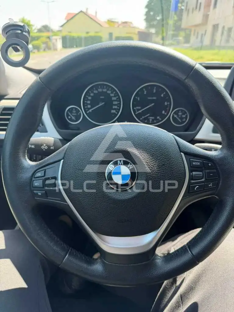 2016 BMW 330