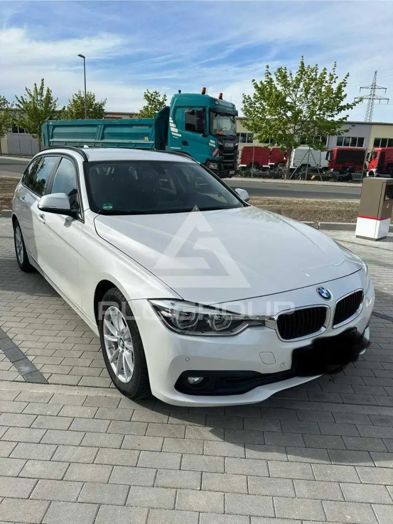 2016 BMW 330