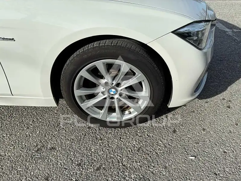 2016 BMW 330