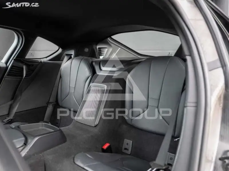 2016 BMW I8