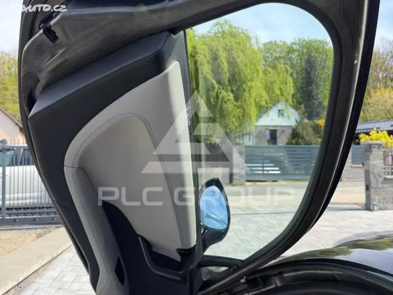 2016 BMW I8