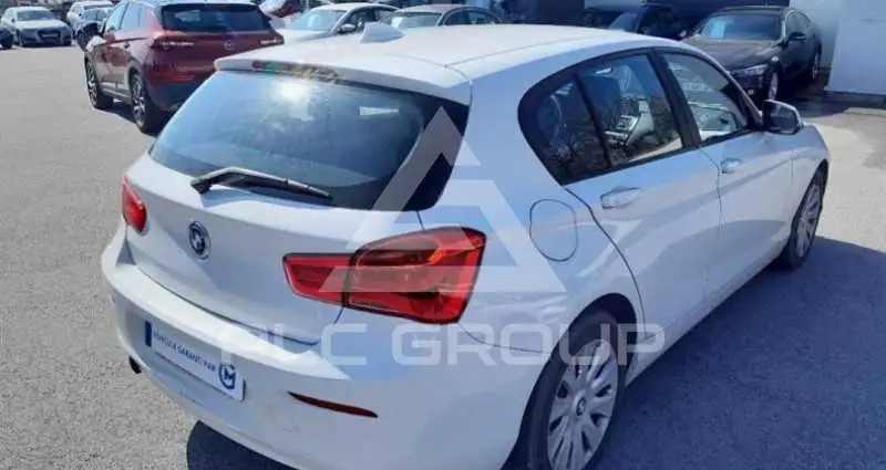 2016 BMW 120