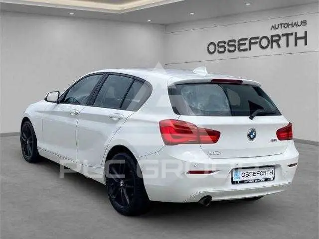 2016 BMW 120