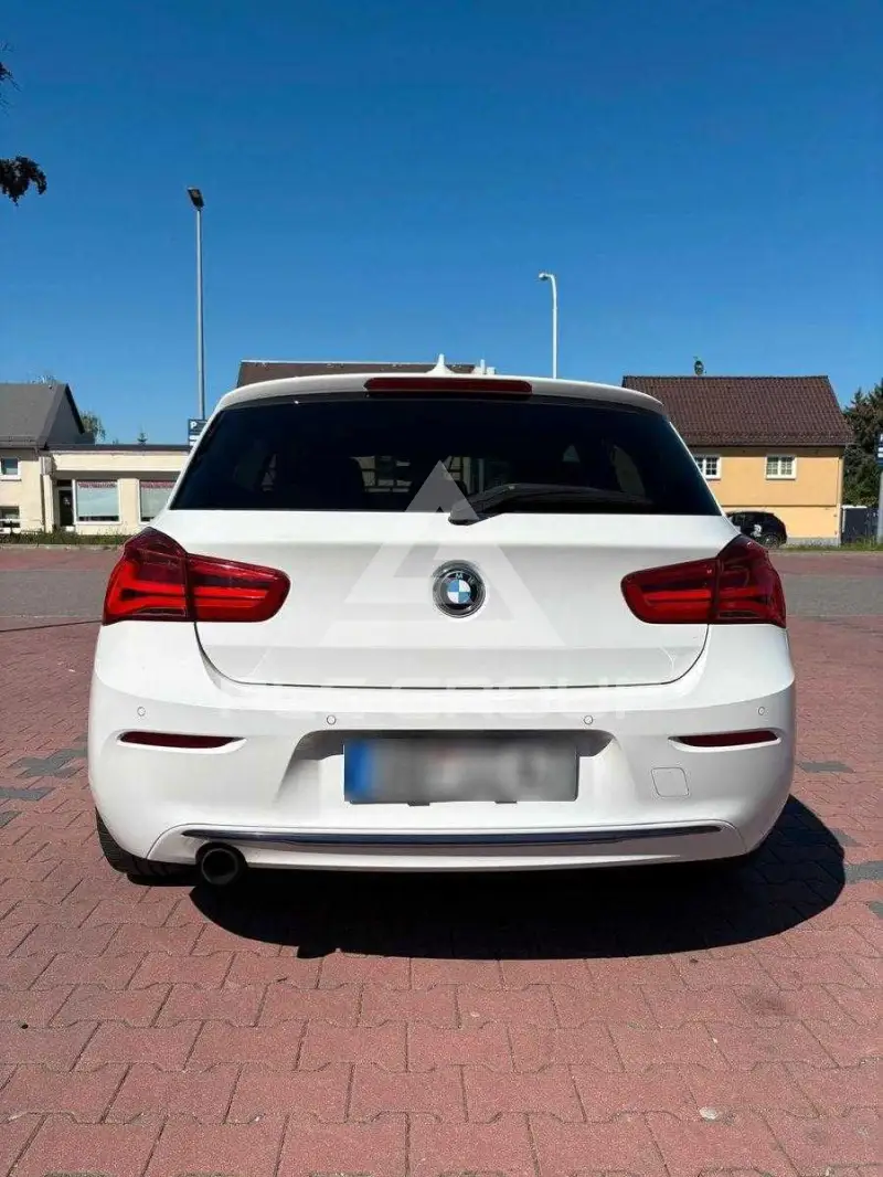 2016 BMW 120