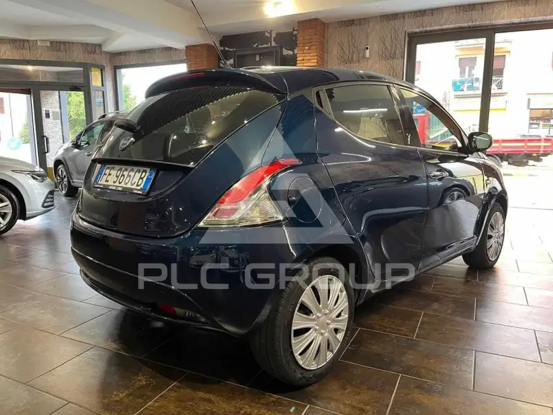 2016 Lancia YPSILON