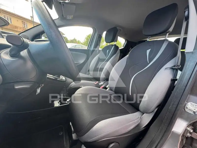 2016 Lancia YPSILON
