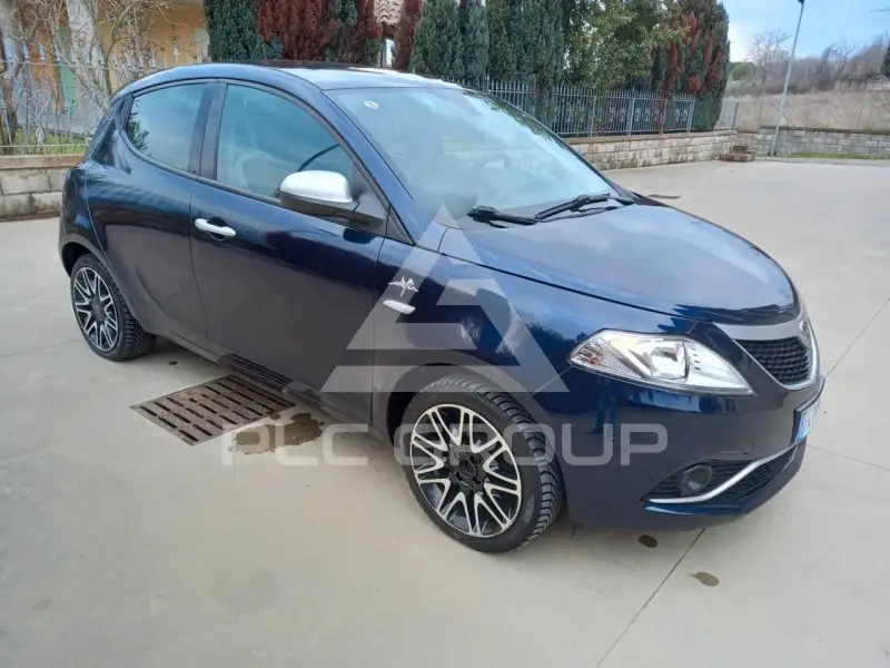 2016 Lancia YPSILON