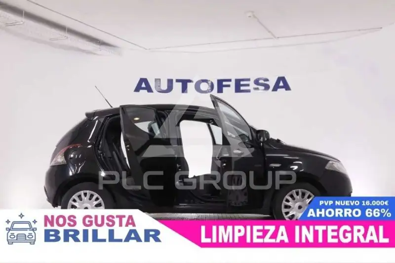 2016 Lancia YPSILON