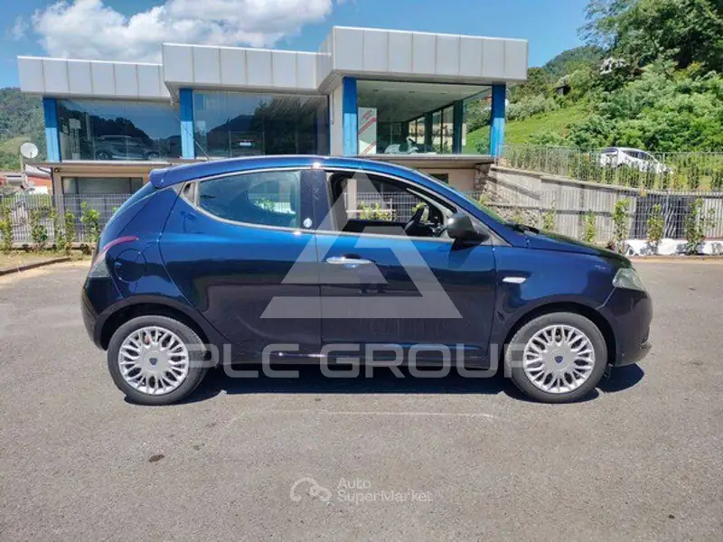 2016 Lancia YPSILON