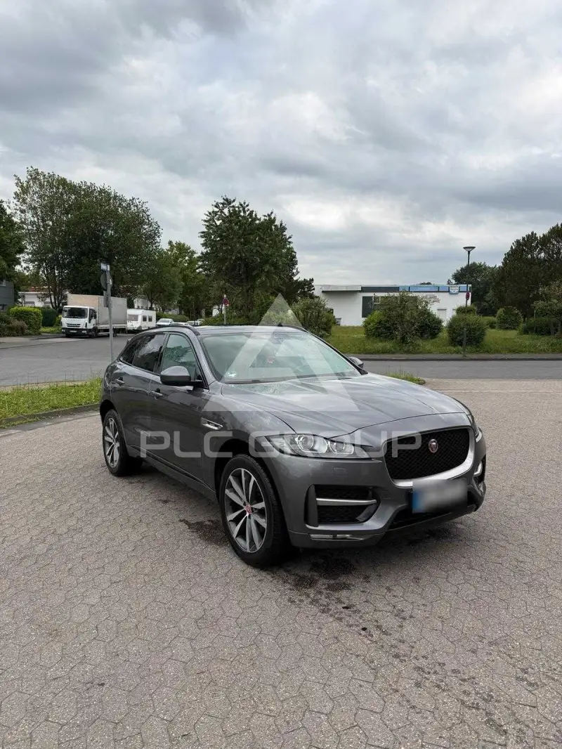 2016 Jaguar F-PACE