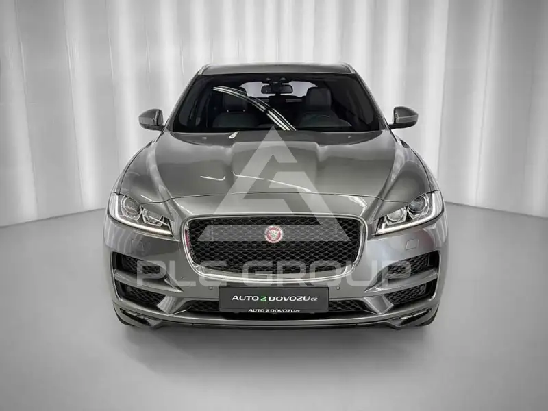 2016 Jaguar F-PACE