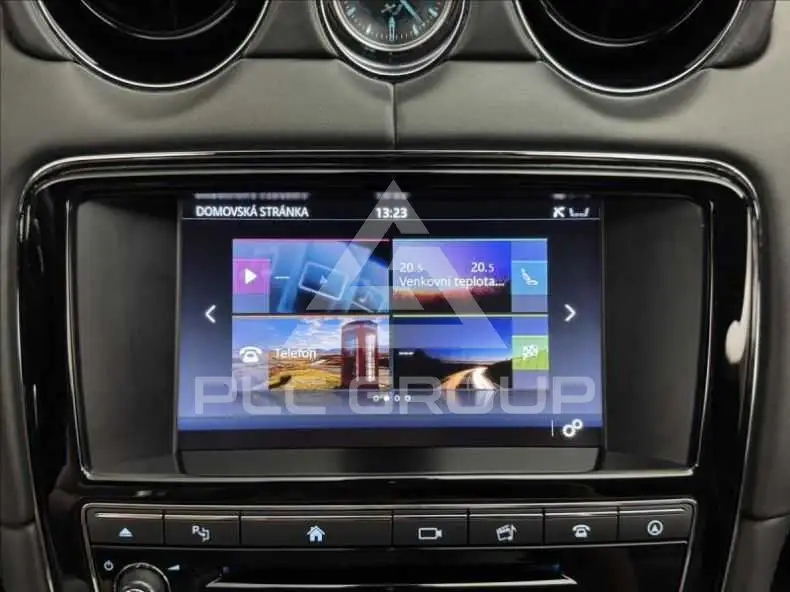 2016 Jaguar XJ
