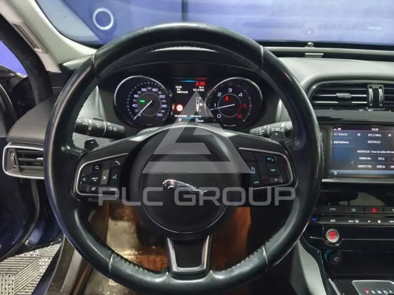 2016 Jaguar XE