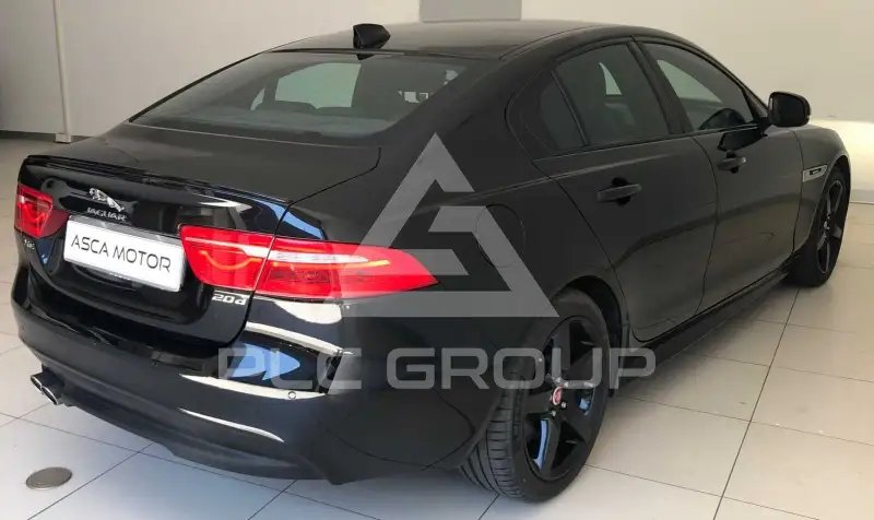 2016 Jaguar XE