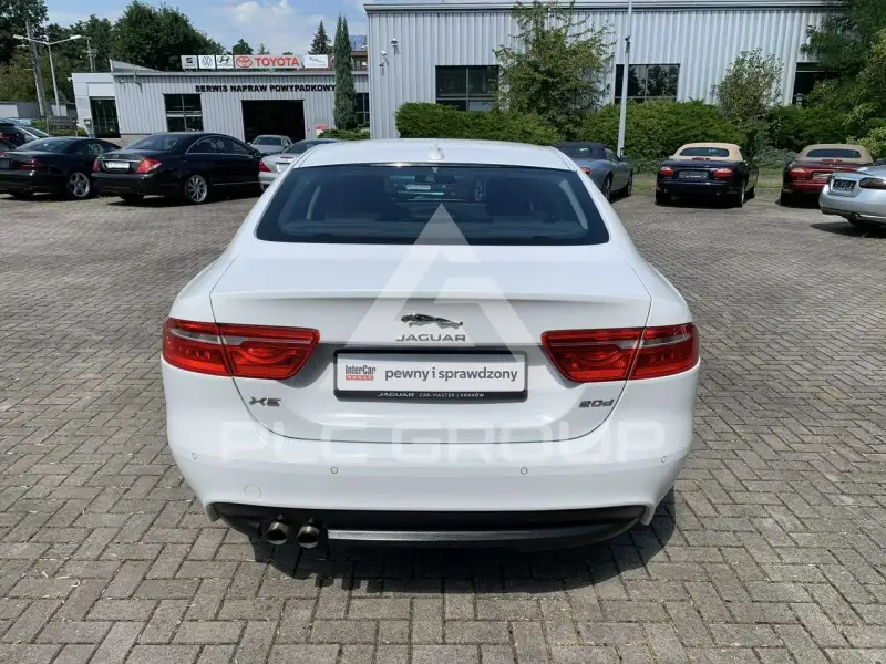 2016 Jaguar XE