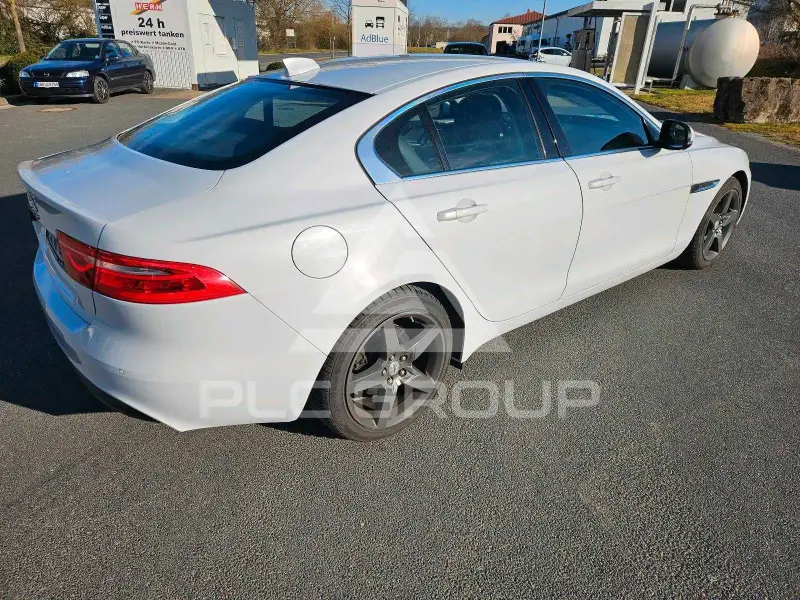 2016 Jaguar XE
