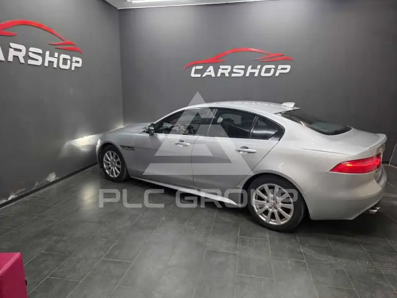 2016 Jaguar XE