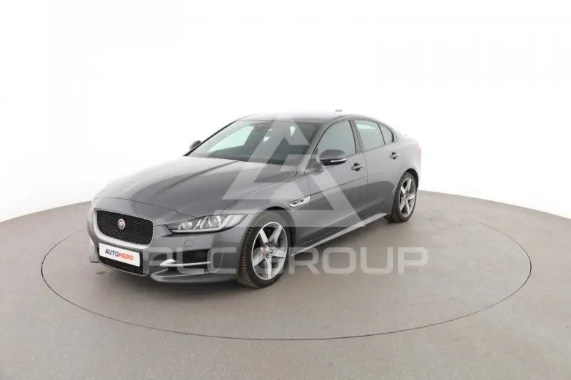 2016 Jaguar XE