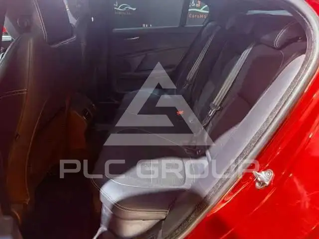 2016 Jaguar XE