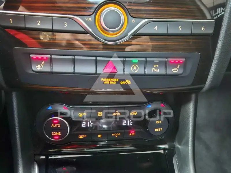 2016 Infinity Q30