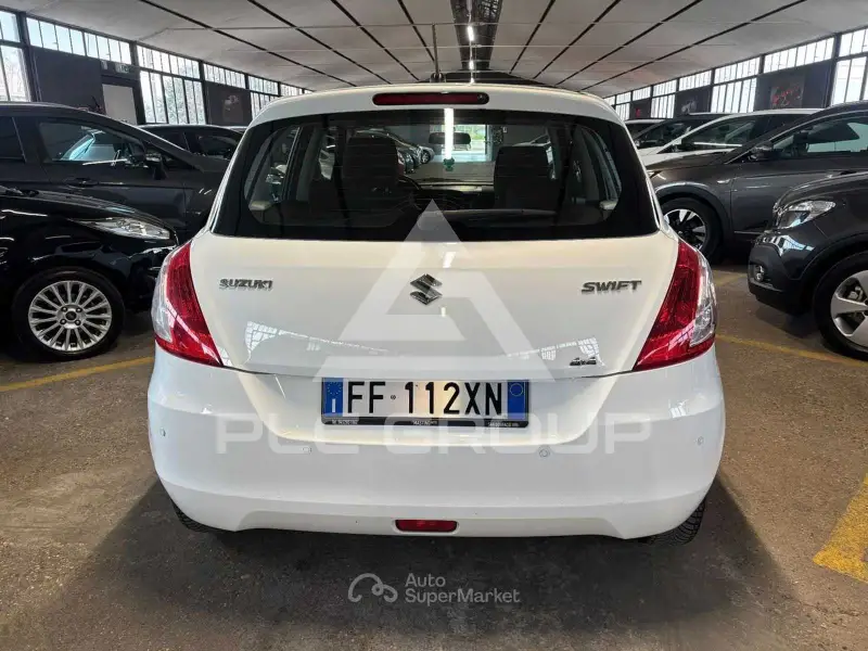 2016 Suzuki SWIFT