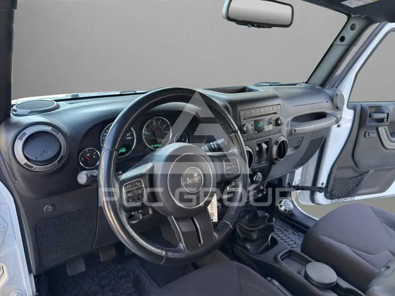 2016 Jeep WRANGLER