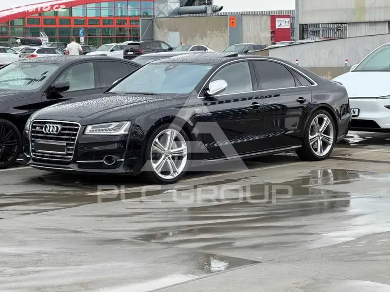 2016 Audi S8