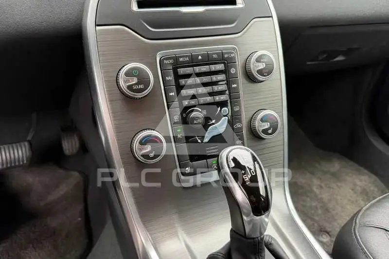 2016 Volvo V70
