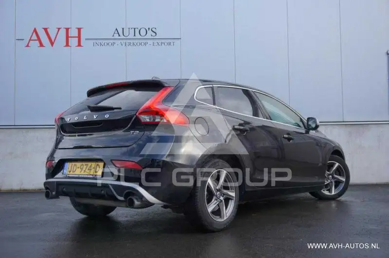 2016 Volvo V40