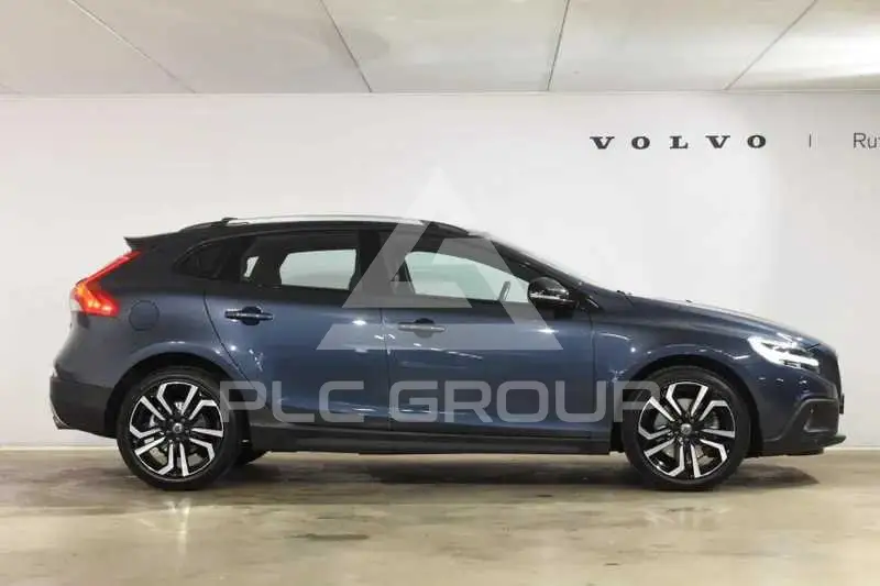 2016 Volvo V40