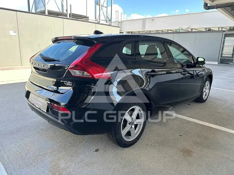 2016 Volvo V40