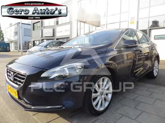 2016 Volvo V40