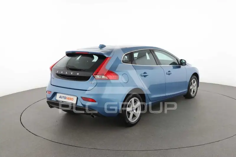 2016 Volvo V40