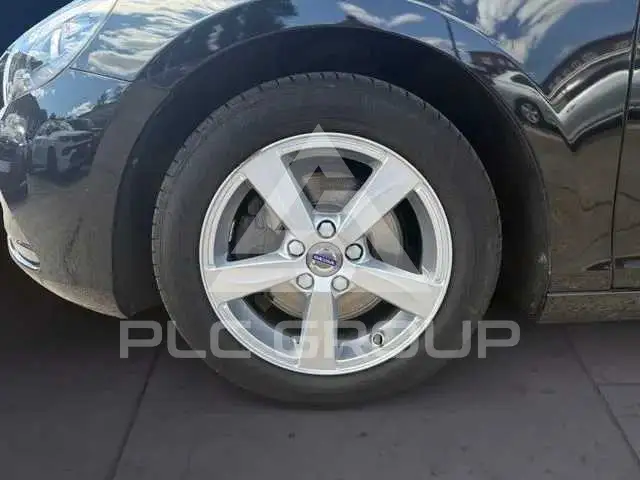 2016 Volvo V40