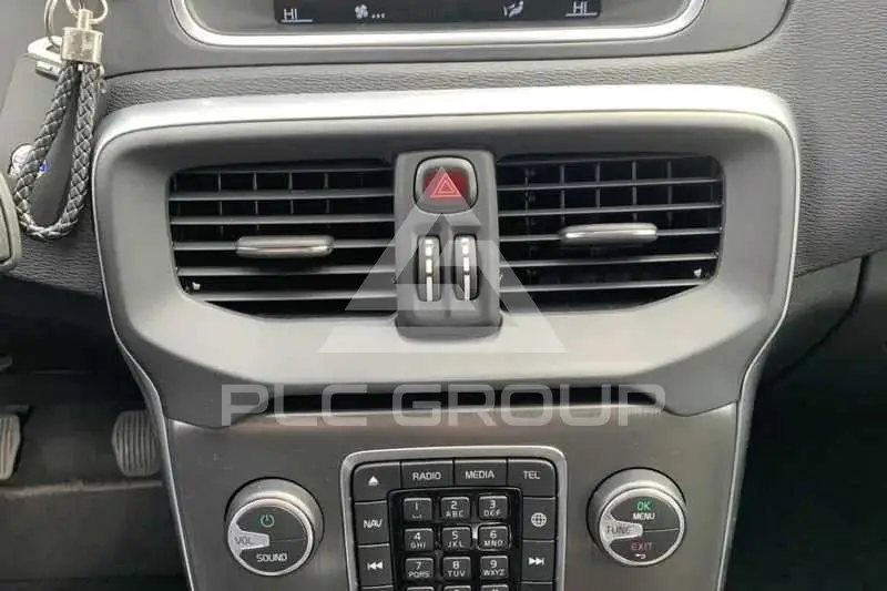 2016 Volvo V40